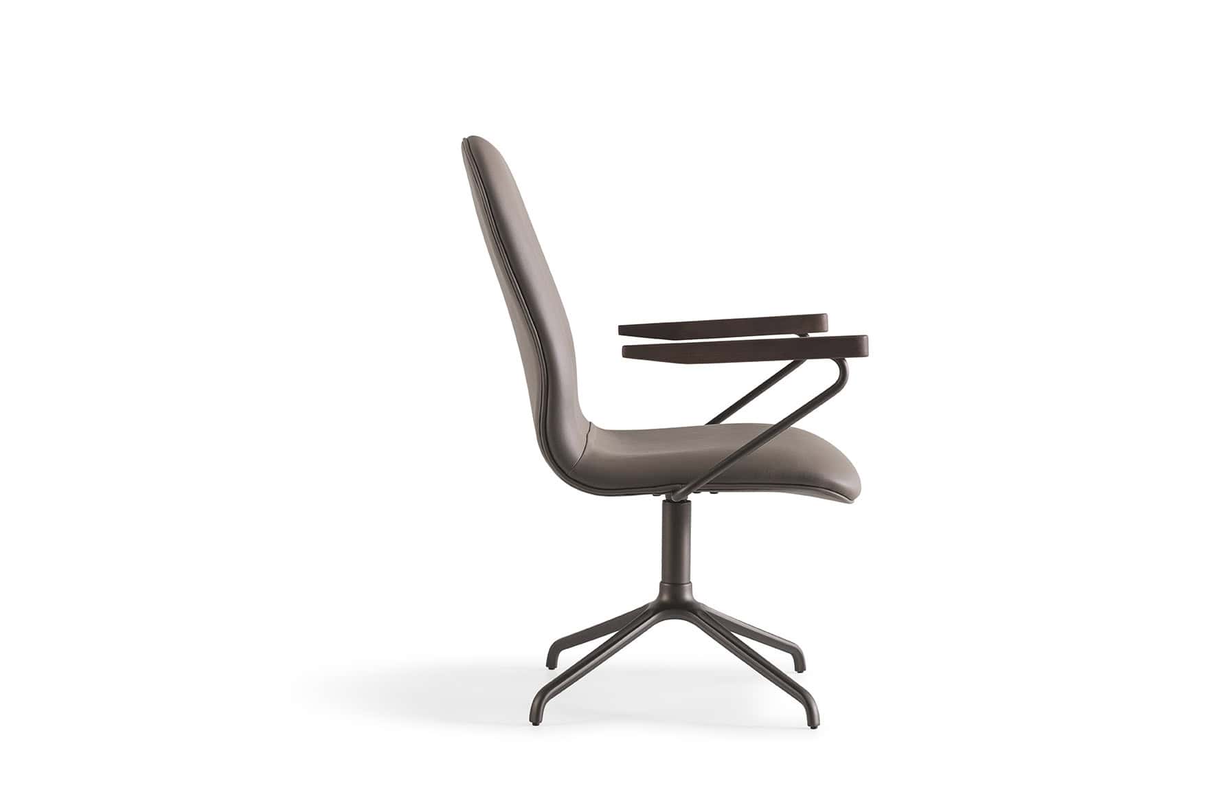 Cadeira Miranda Base 04 hastes, fixa, alumínio pinta. automo CN013 Braços Nogueira Base HS07F(1)